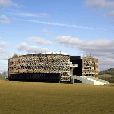 Escapade en 2CV pour explorer le site d'AlĂ©sia â coffret cadeau pour une aventure unique en Bourgogne